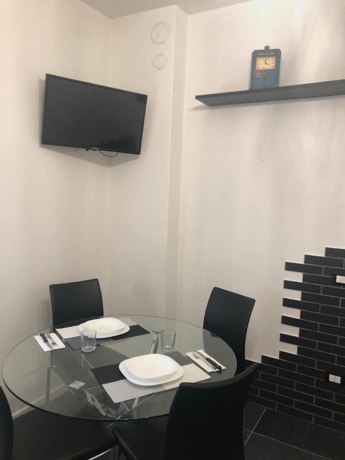 Апартаменты Blaxej, Nel Cuore Di Verona, Moderno Ed Elegante, 4 Posti Letto, Wi-Fi, Self Check In Экстерьер фото