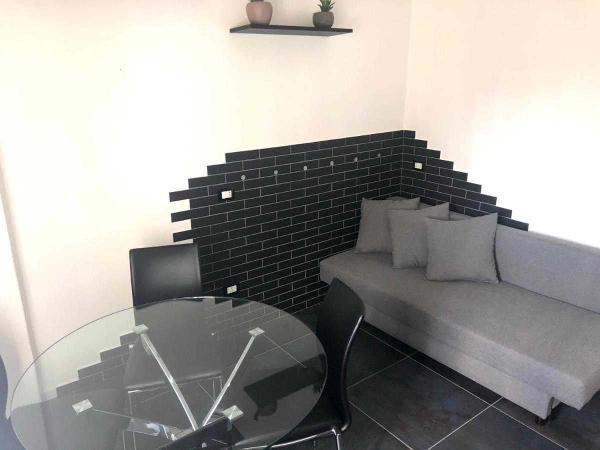Апартаменты Blaxej, Nel Cuore Di Verona, Moderno Ed Elegante, 4 Posti Letto, Wi-Fi, Self Check In Экстерьер фото
